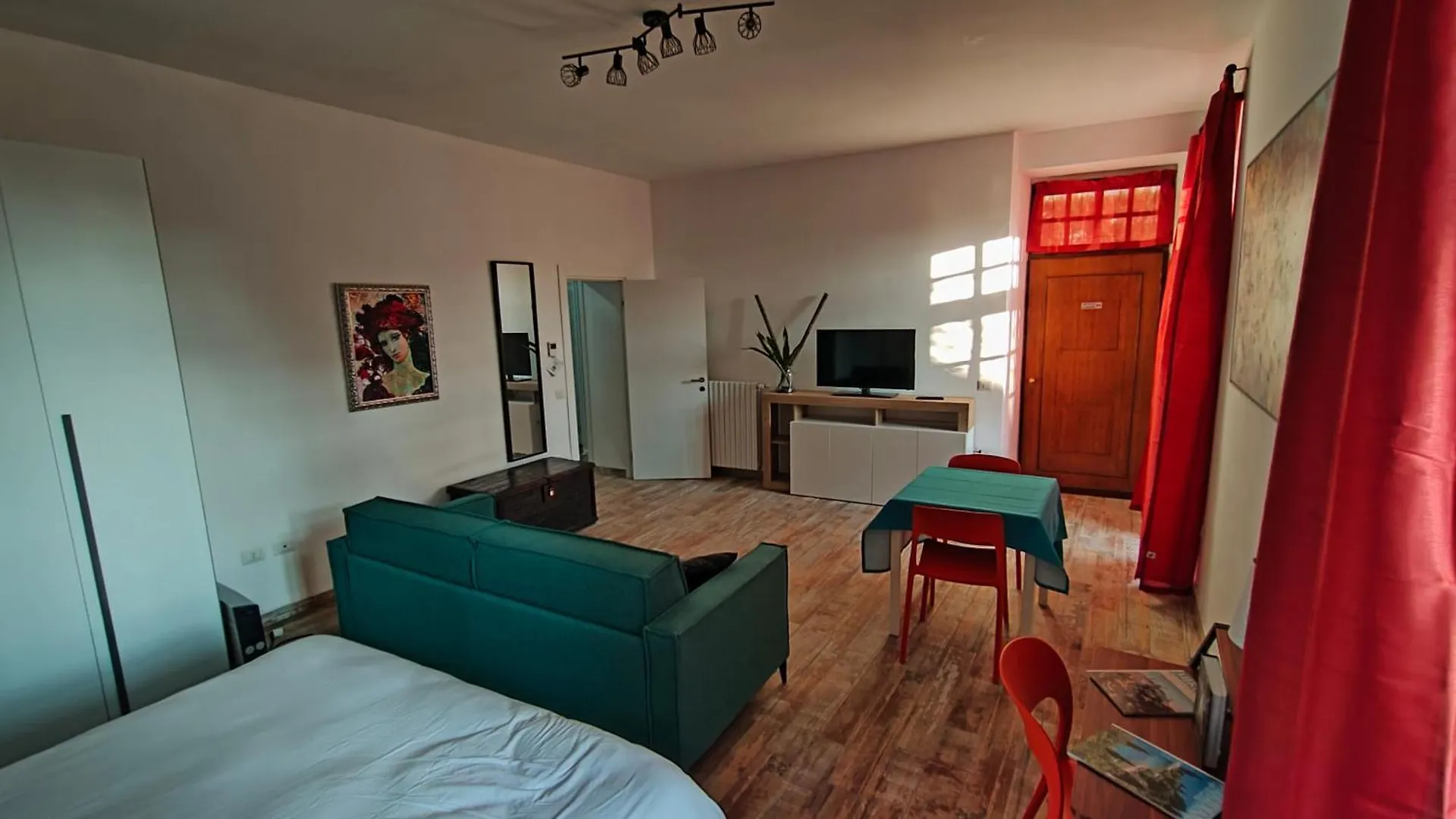 Nelly Bergamo Apartments